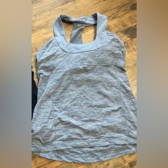 Lululemon Tank Top - Picture 1 of 4